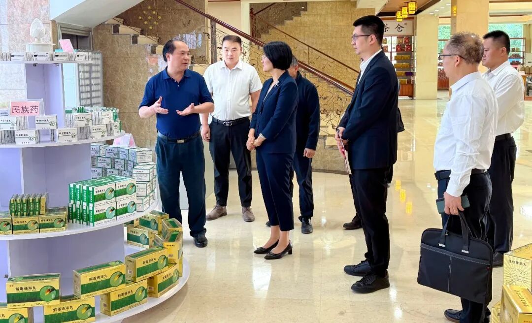 县委主要领导深入集团调研 精准服务助企发展